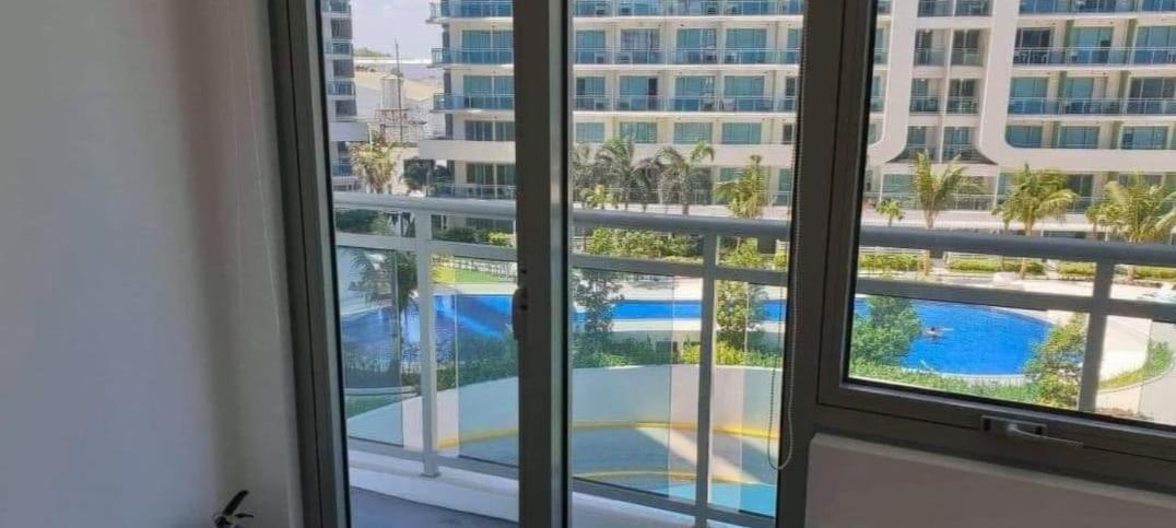 Azure Urban Resort Paranaque City エクステリア 写真